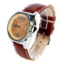 經典品味，盡顯儒雅——依詩美防水石英男表HA872咖啡色腕表評測